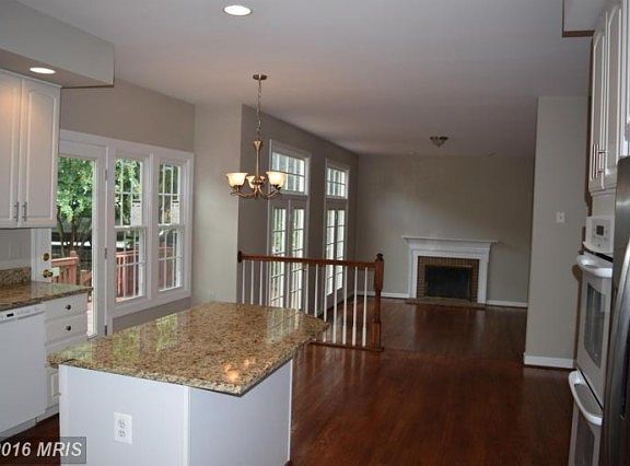 3rd image of 17823 Cricket Hill Dr