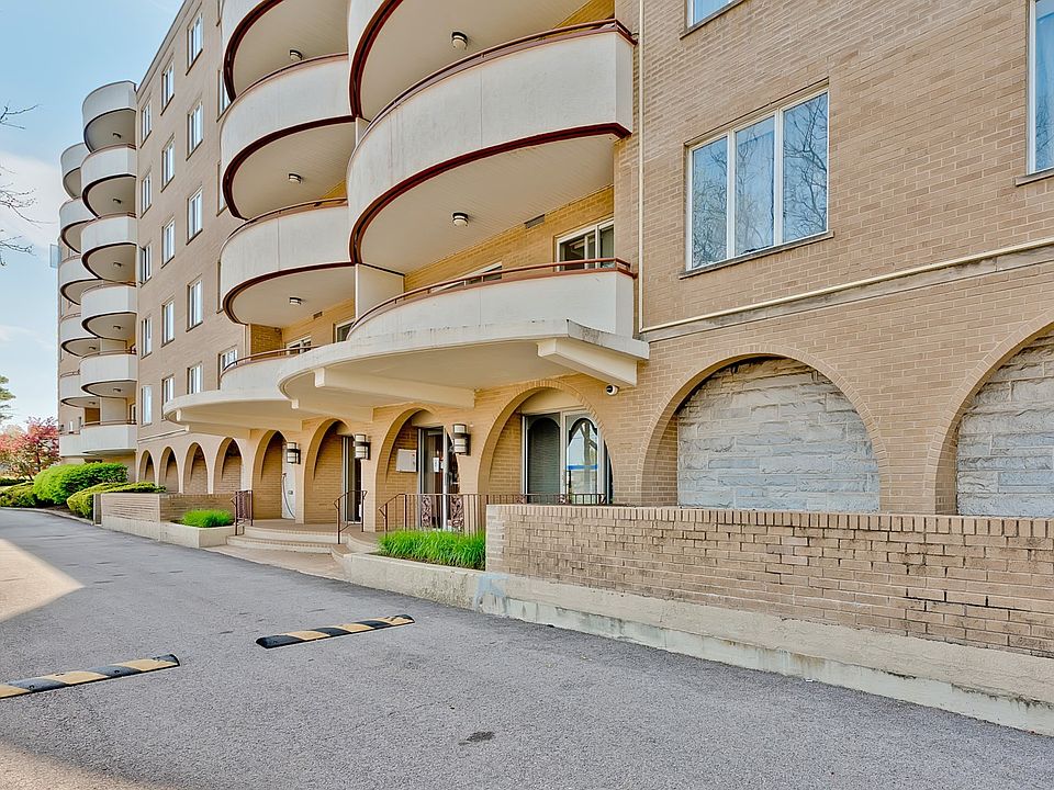1st image of 6400 N Cicero Ave APT 214