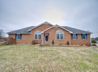 208 Peace Ave, Lebanon, TN 37087