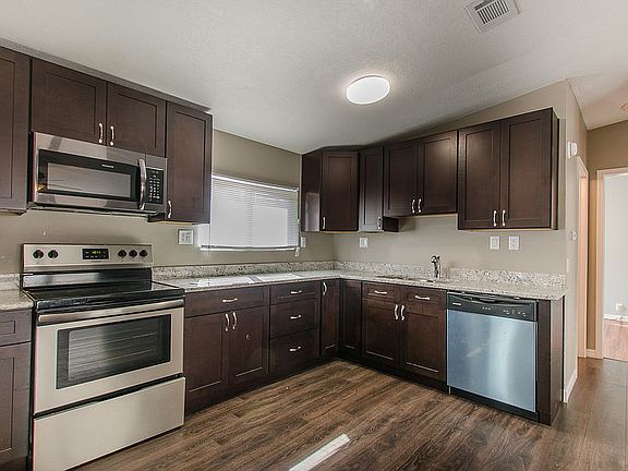 2nd image of 3885 Sheraton Cir Lot 122