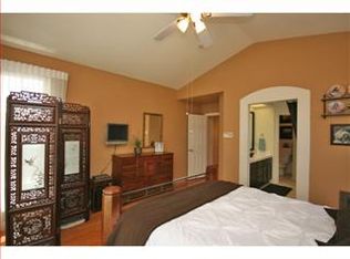 1667 Valley Oaks Dr, Gilroy, CA 95020