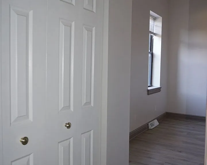 1110-1112 Sheffield Street — Photo 14