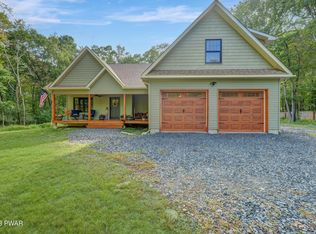 174 Owego Tpke, Shohola, PA 18458