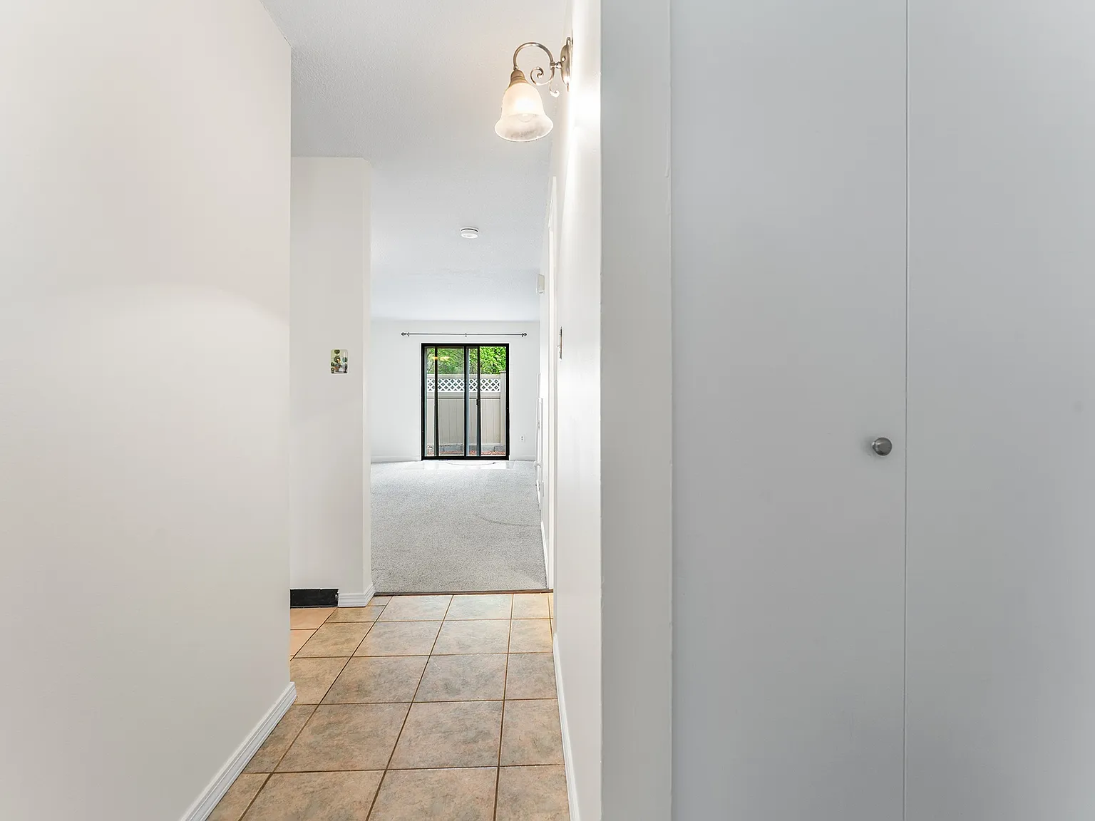 2 bed, 1.5 bath, 960 sqft, $2,600 — Photo 3
