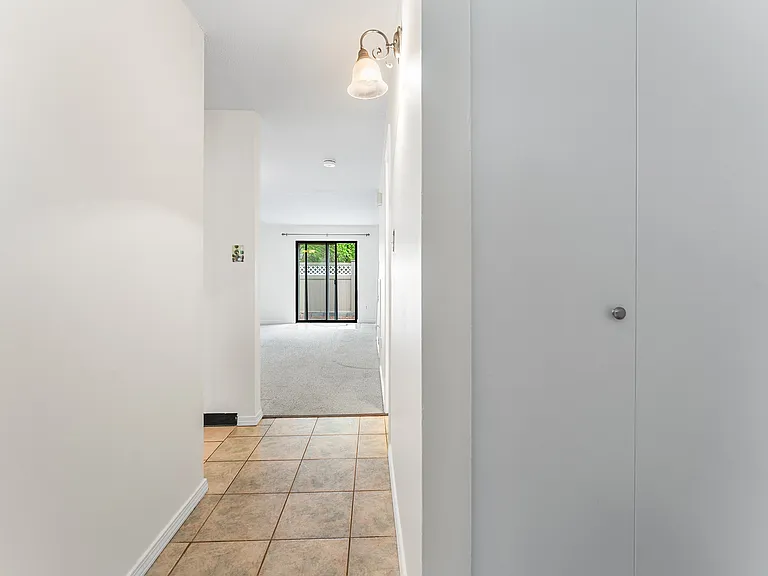 42 Village Brook Ln #42 — Photo 3