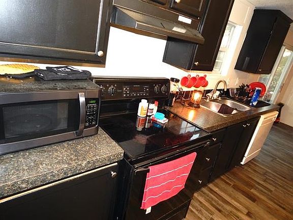 4th image of 605 W Burke Ave