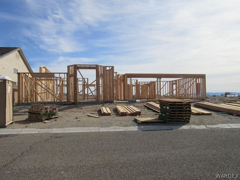 2nd image of 5668 Chickasaw Avenue
