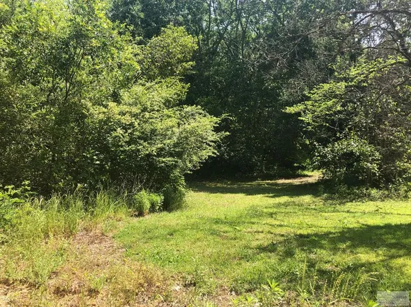 4335B Live Oak Rd, Dalzell, SC 29040