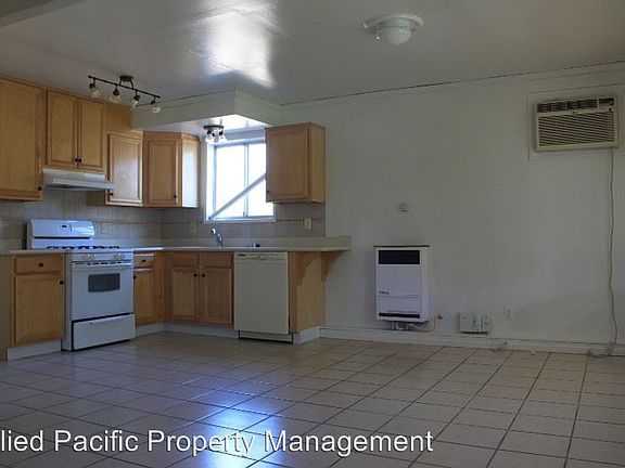 2nd image of 32664 Fairmont Ln APT A
