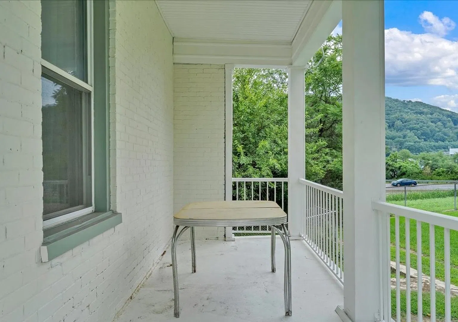 Spacious 5BR House in Roanoke — Photo 4