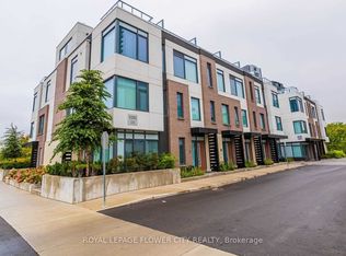 1050 Portage Pkwy W #TOWNHOUSE 37, Vaughan, ON L4K 2M7
