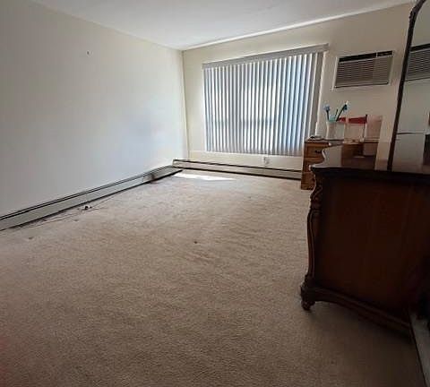 5th image of 74 Riverview Ct