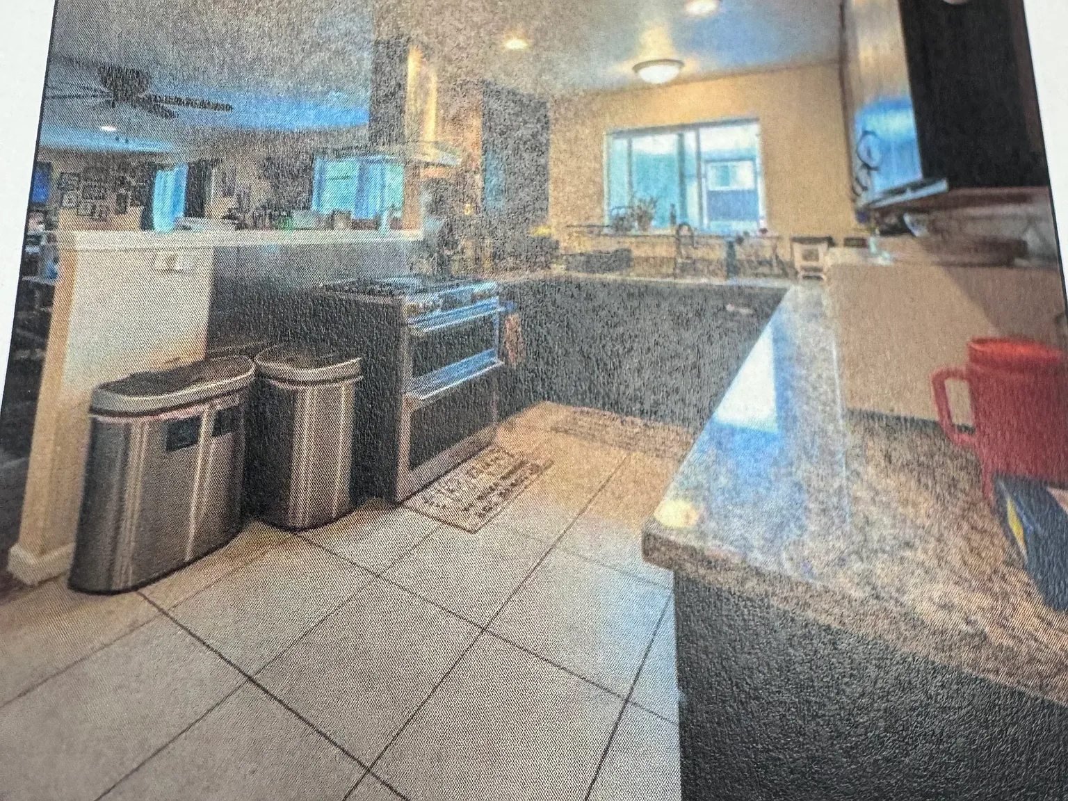 3 bed, 2100 sqft, $4,000 — Photo 4