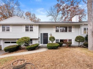 20 Inverness Rd, Norwood, MA 02062