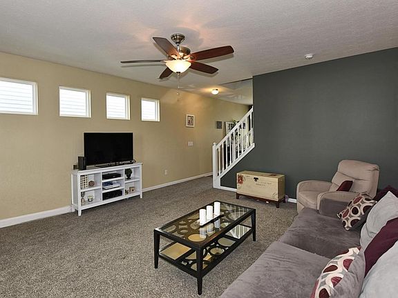 5th image of 111 Purple Leaf Ln