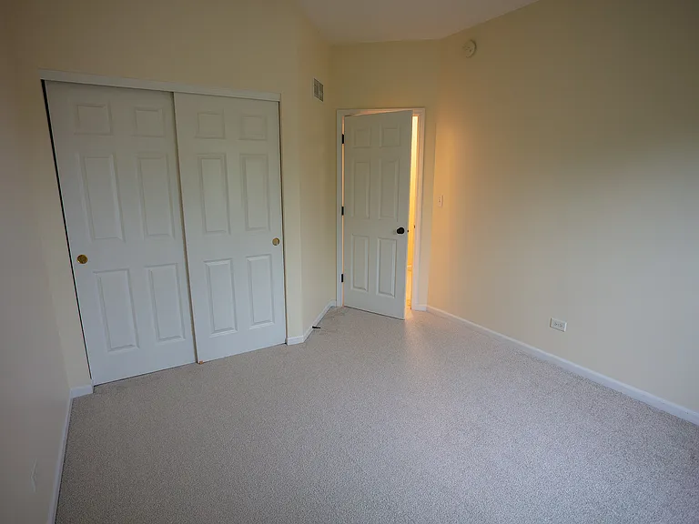 2nd upstairs bedroom pic 2