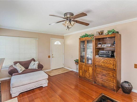 4th image of 2601 Greenleaf Dr