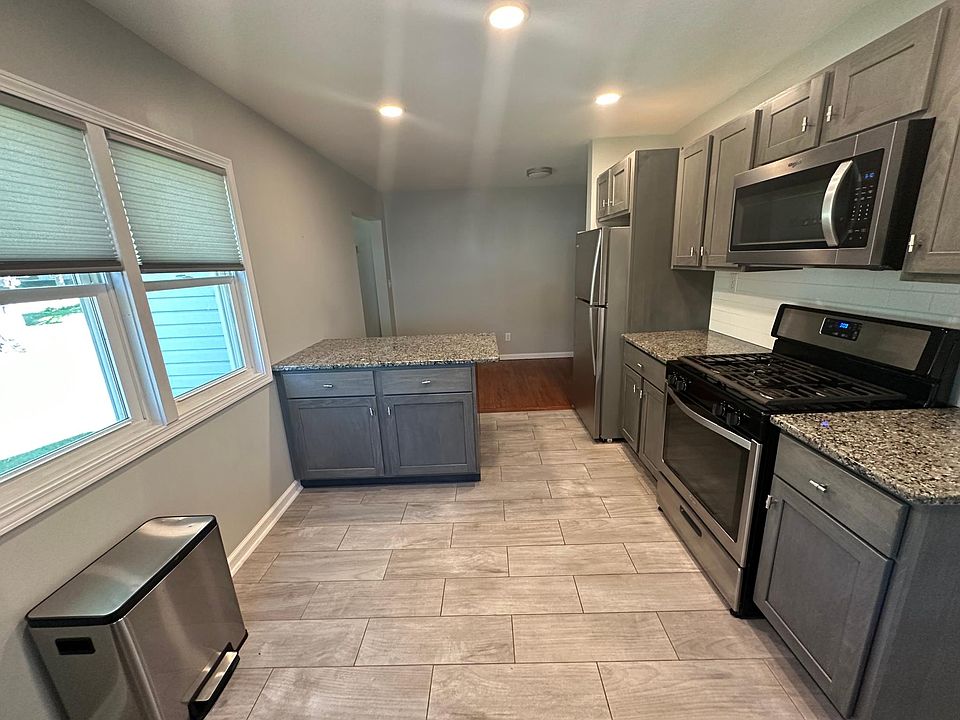1st image of 2718 Carter Ave
