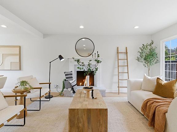 5th image of 1112 Escalero Ave