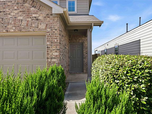 3rd image of 6510 Macroom Meadows Ln