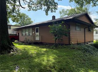 846 2nd St SE, New Philadelphia, OH 44663