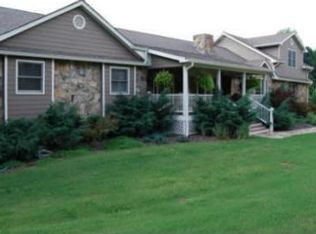 2848 Indian Shoals Rd, Dacula, GA 30019