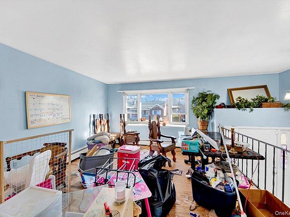 4th image of 31 Allison Avenue