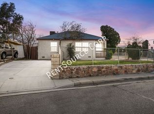 1040 Flora St, Barstow, CA 92311