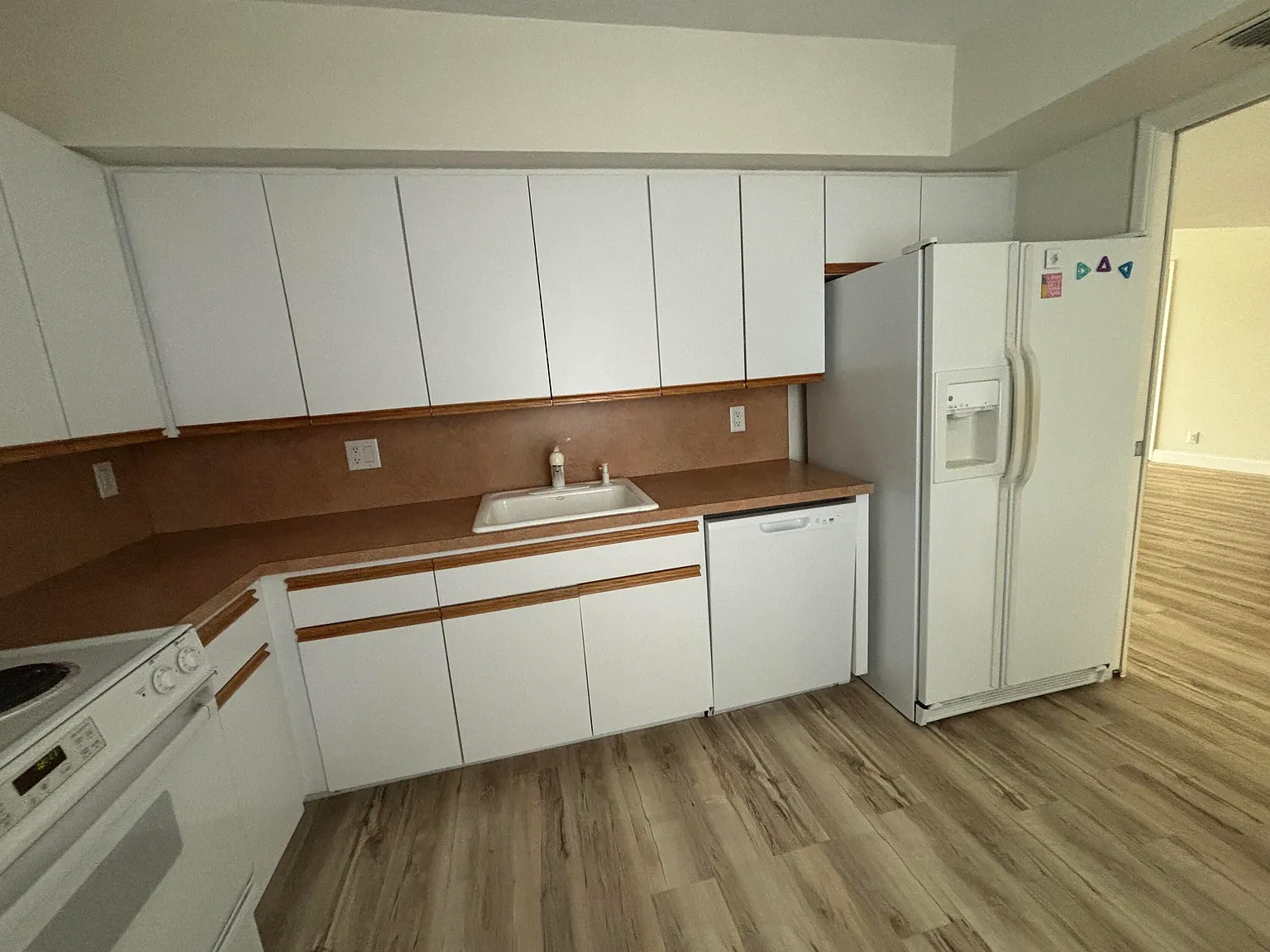 3 bed, 2.0 bath, 1500 sqft, $2,650 — Photo 3