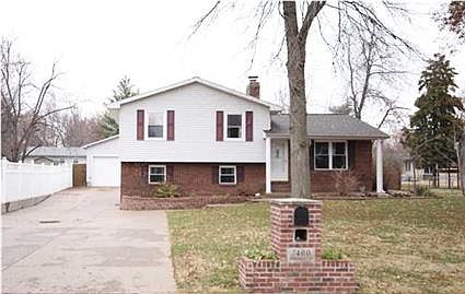 1st image of 7400 Oakdale Dr