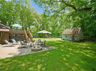 90 Bond St, Warwick, RI 02818