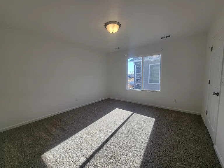 2303 Wills Rd #D — Photo 7