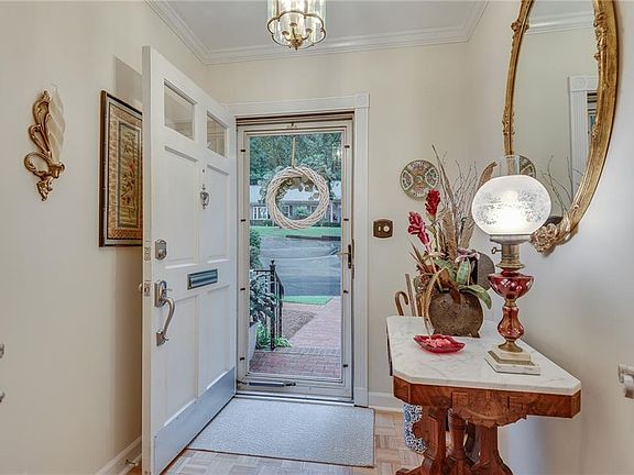 3rd image of 1826 Bedfordshire Ct