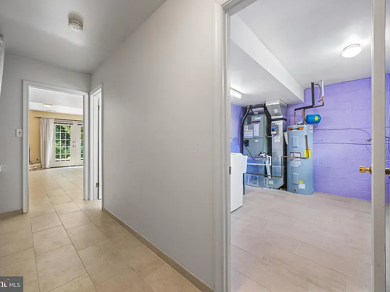 1260 Masters Dr — Photo 30