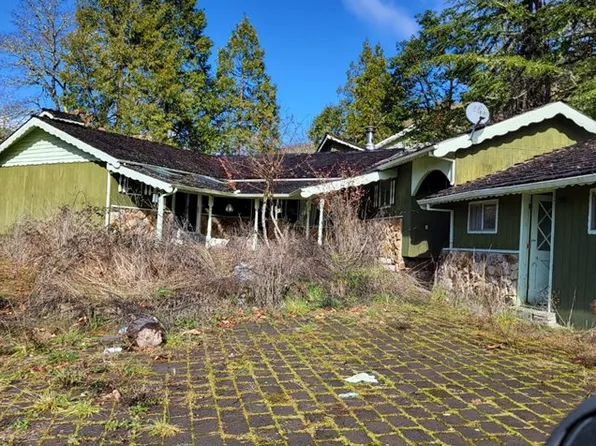 235 Bilger Creek Rd, Myrtle Creek, OR 97457