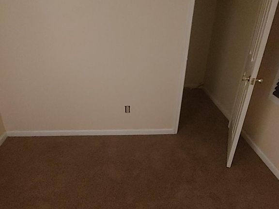 2nd image of 1138 Lawton Ln