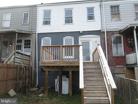2nd image of 322 S Burhans Blvd E