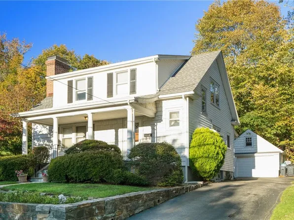 33 Spencer Court, Hartsdale, NY 10530