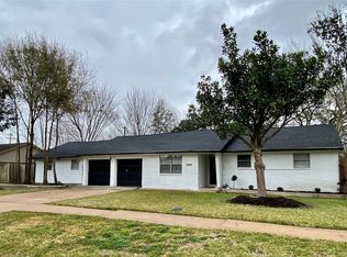2705 Mulberry Ln, Pasadena, TX 77502