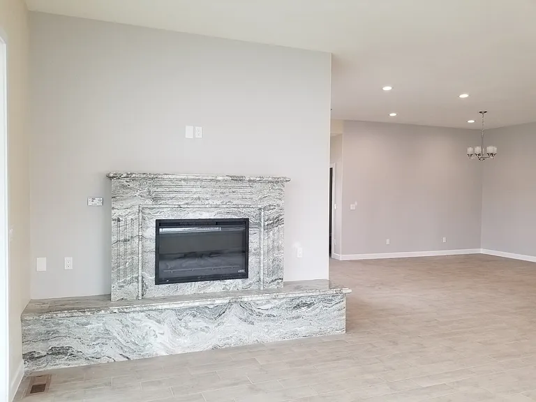 7307 Heathers Way — Photo 6
