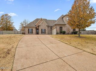 3037 Raspberry Red Cv, Southaven, MS 38672