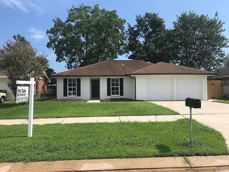 1st image of 3126 Roselawn Dr