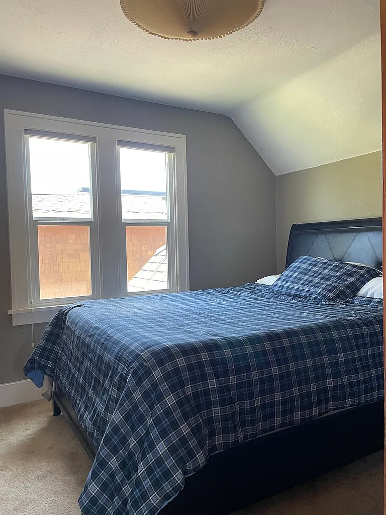 3 bed, 2250 sqft, $4,800 — Photo 4