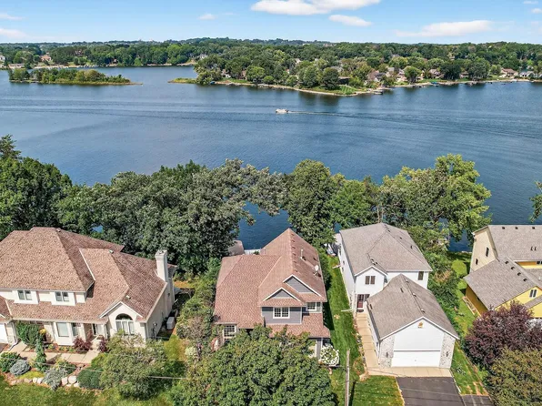 15408 Red Oaks Rd SE, Prior Lake, MN 55372