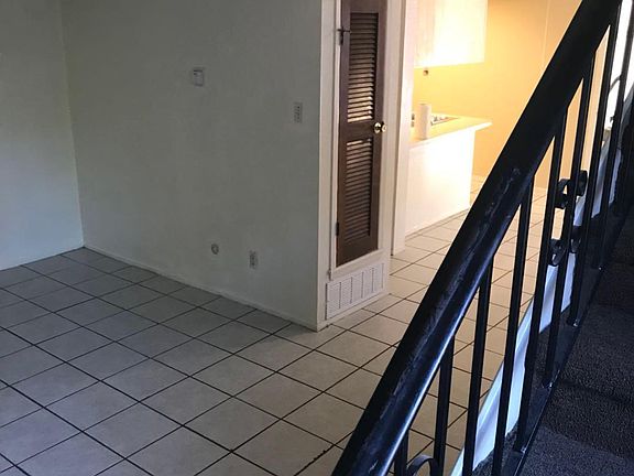 4th image of 10612 Springwood Dr APT B