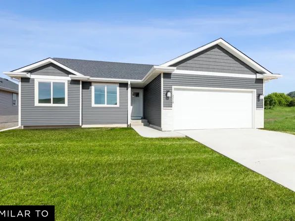 4304 NE 5th St, Ankeny, IA 50021