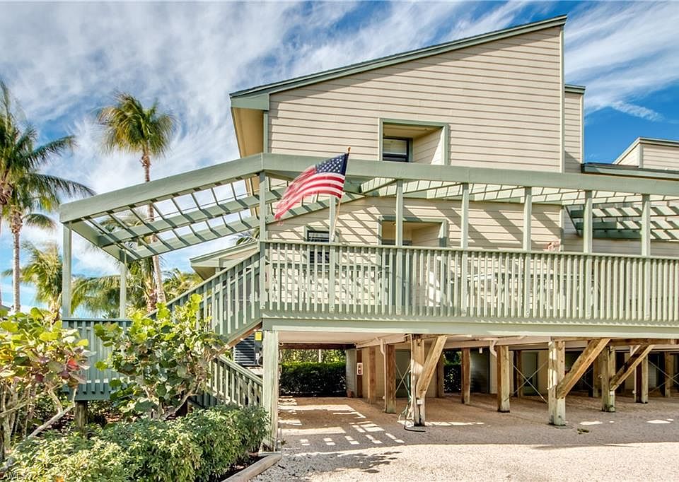 1st image of 16709 Bocilla Palms Dr #17