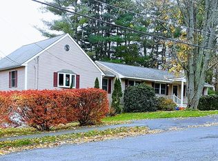 1 Marlyn Rd, Medfield, MA 02052