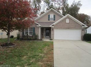 3702 Whitworth Dr, Greensboro, NC 27405