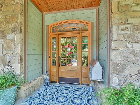 4th image of 2364 Crescent Lake Pl